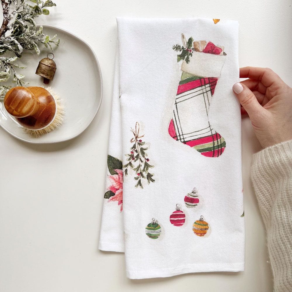 Christmas Tea Towel, Embroidered Kitchen Towel, Holiday Dish Towel, Old  Timey Tea Towel, Teacher Gift, Hostess Gift, Housewarming Gift
