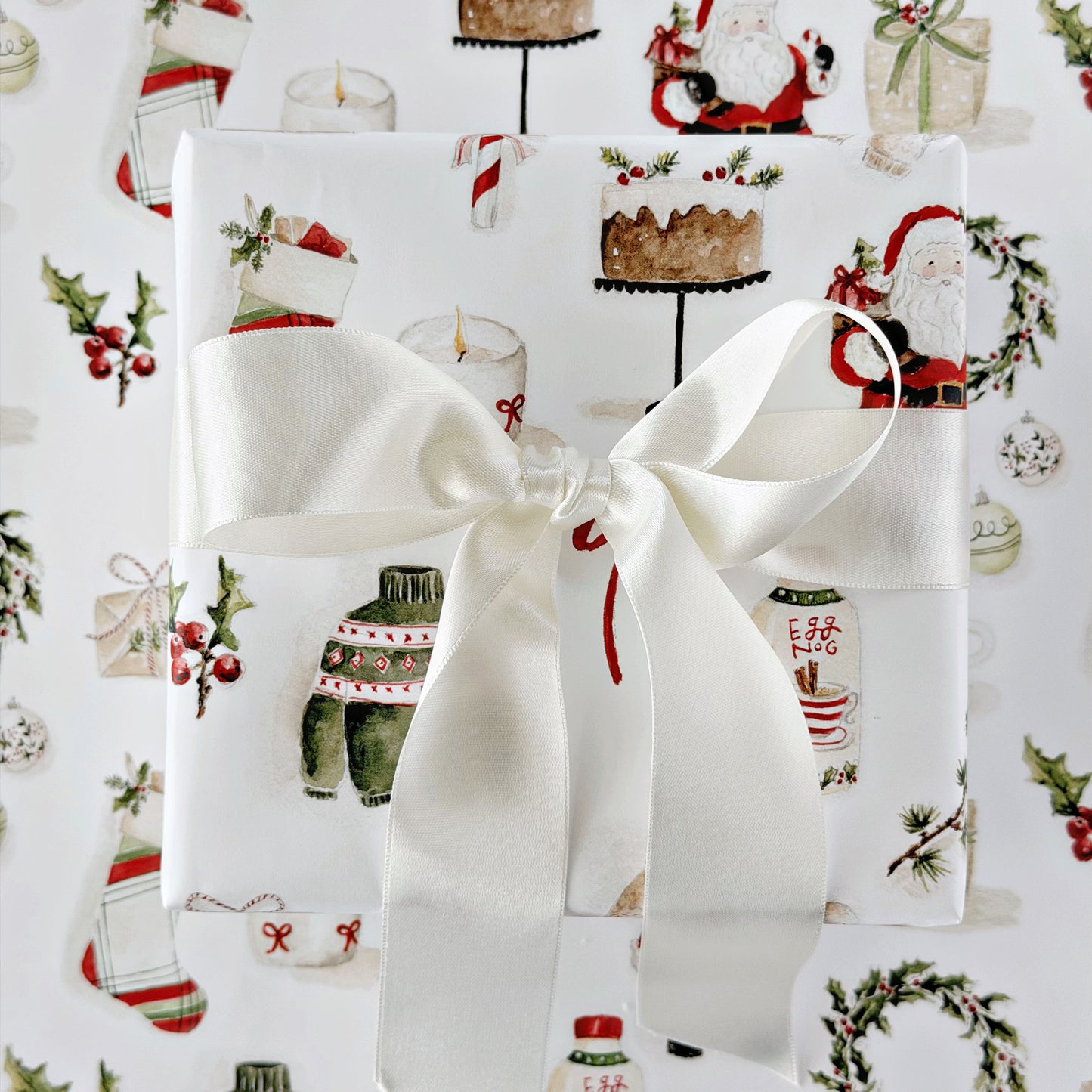 classic christmas gift wrapping paper