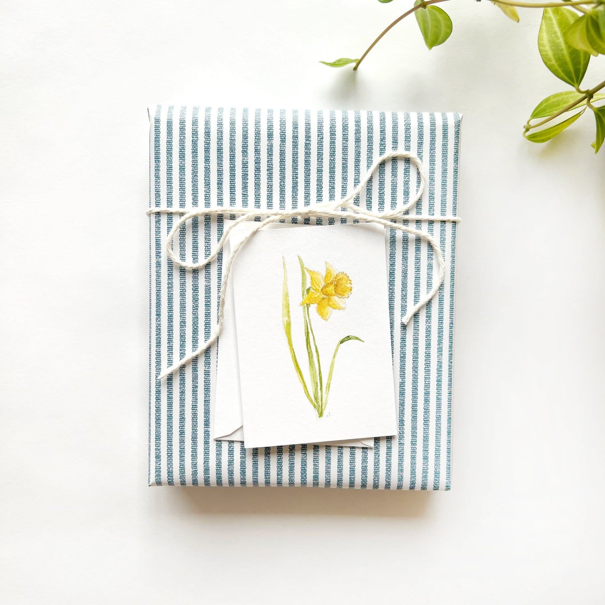 daffodil mini notecard - emily lex studio