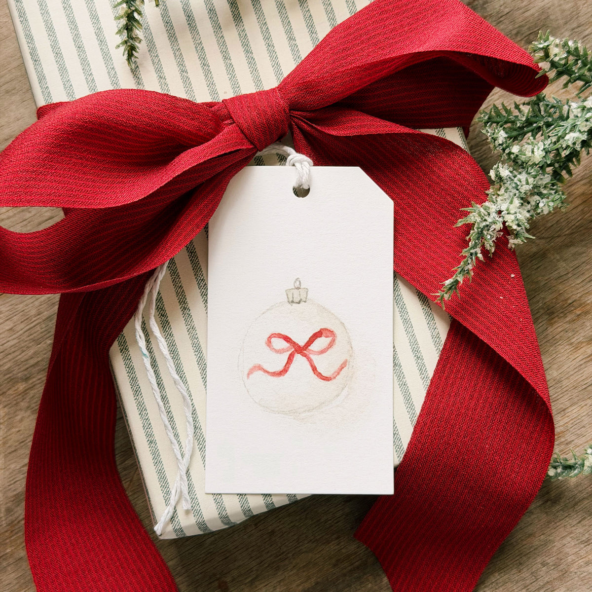 assorted classic christmas gift tags